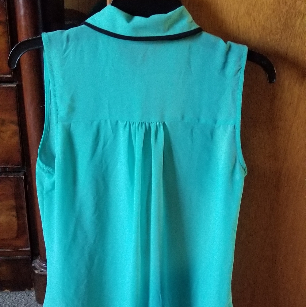 Blouse - Picture 3 of 3